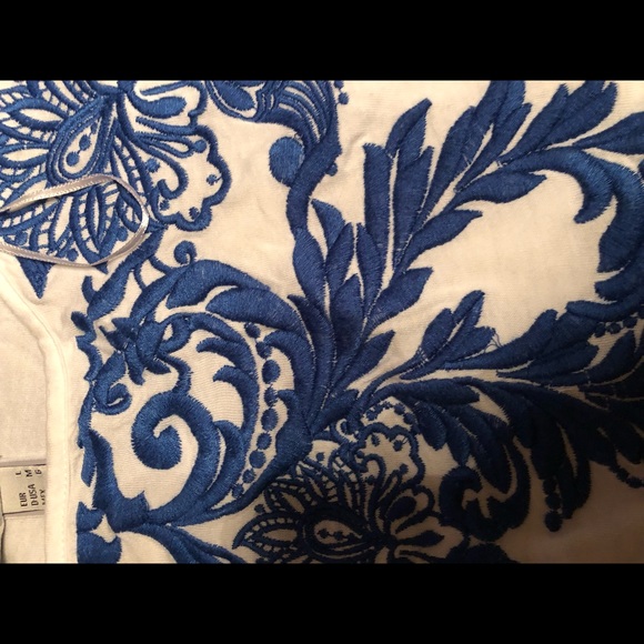 Embellished crop top - Picture 2 of 5